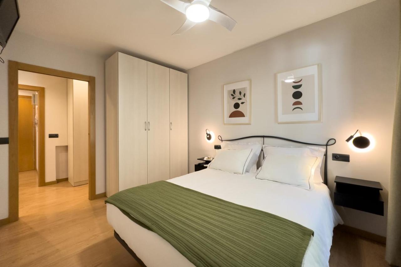 Stay Barcelona Sant Antoni Zewnętrze zdjęcie
